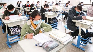 Thành phố tâm dịch Covid-19 của TQ làm gì để mở lại trường học?