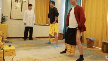 Cách luyện tập thể lực có 1-0-2 của cánh mày râu TQ thời Covid-19