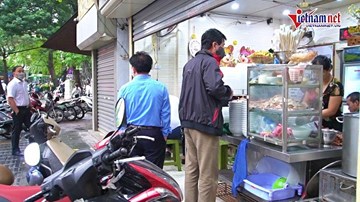 Người dân Thủ đô làm gì trong ngày đầu nới cách ly xã hội?