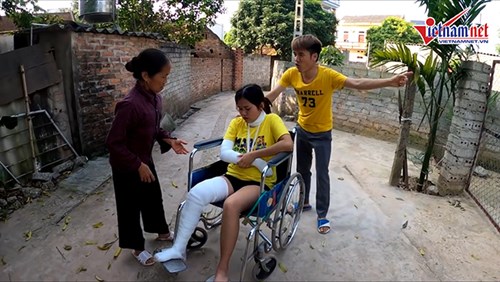 Con trai Bà Tân Vlog bị chỉ trích vì mang tính mạng ra đùa cợt