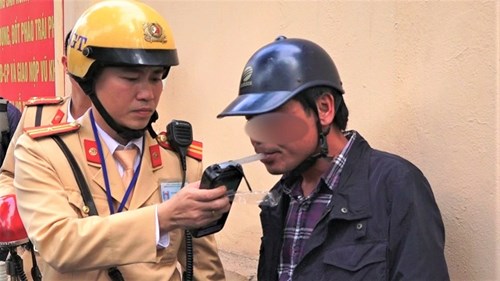 CSGT mở cao điểm kiểm soát, quyết lấy lại thương hiệu Nghị định 100