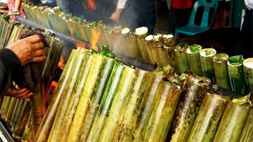 Khi đặc sản cơm lam Việt Nam được nấu theo kiểu nước ngoài