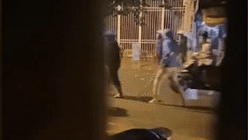 Hàng chục thanh niên dùng hung khí hỗn chiến gây náo loạn đường phố