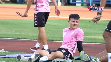 Quang Hải bị rách cơ háng