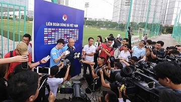 HLV Park nói về cầu thủ U22 Việt Nam, so sánh với Công Phượng, Xuân Trường