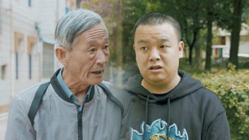 Hai cụ thân sinh cùng khuyên con trai hãy yêu muộn và sự thật cười rung rốn