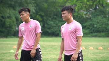 Văn Hậu trở lại, Quang Hải hồi phục sẽ 'cứu' Hà Nội FC khỏi khó khăn?
