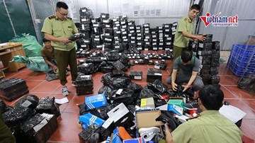 Bên trong kho hàng lậu rộng 10.000m2, doanh thu tới 10 tỷ/tháng