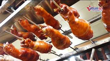 Đưa hương vị Tây Bắc về Hà Nội, quán chân giò rút xương thu 20 triệu/ngày