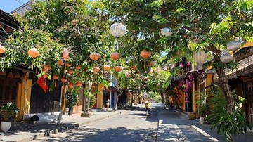 Phố Hội An trước giờ cách ly toàn xã hội, từ 0h ngày 31/7