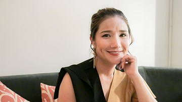 Cát Tường: 'Chọn tiền tài dù khao khát tình yêu'