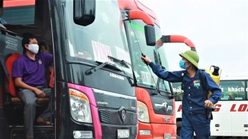 Bến xe ở Hà Nội phòng dịch Covid-19 như thế nào?
