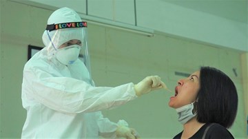 Hà Nội bắt đầu xét nghiệm PCR gần 100.000 người từ Đà Nẵng về