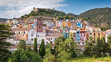 Bí mật không ngờ đằng sau những căn nhà 1 USD ở Italia