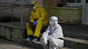 Covid-19: Nga sẽ có vắc-xin trong 2 tuần tới, Uzbekistan dỡ phong toả