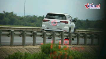 Ô tô đi 119km/h bỏ chạy khi gặp CSGT, bị phạt 19 triệu