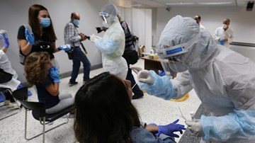 Covid-19: Hàn Quốc đối mặt thách thức mới, CH Séc yêu cầu đeo khẩu trang