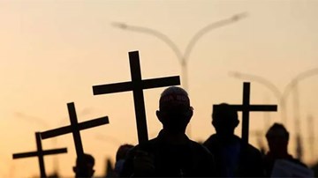 Covid-19: TG hơn 800.000 người chết, TQ tiêm vắc-xin cho nhóm người ưu tiên