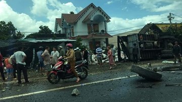 Xe tải mất lái lao vào nhà dân, 1 người tử vong tại chỗ
