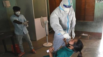 Thế giới 7 ngày: Ấn Độ thành quốc gia siêu lây nhiễm, Mỹ “cạn tình” với WHO