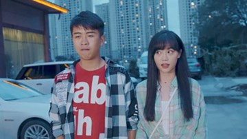 Tiểu thư xinh đẹp lần đầu rủ bạn trai đi khách sạn và cái kết khó tin