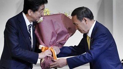 Ông Shinzo Abe và nội các từ chức, 'dọn đường' cho người kế nhiệm
