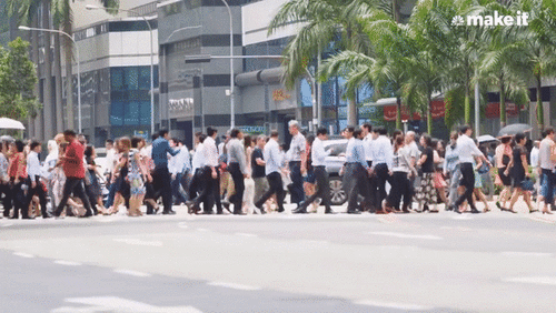 Tại sao dân Singapore đổ xô đi học thêm kỹ năng mềm?