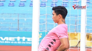 Văn Hậu tích cực tập phục hồi, Quang Hải sẵn sàng ra sân vòng 13 V-League