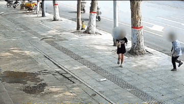 Người hùng dũng cảm cứu 2 cô gái bất ngờ bị kẻ say rượu cầm dao truy đuổi