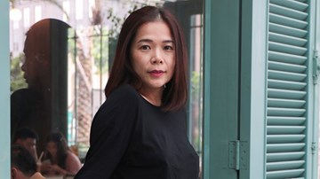 Mỹ Lệ thấy có lỗi khi con gái nói: 'Mẹ ít lên báo, hết nổi tiếng rồi'