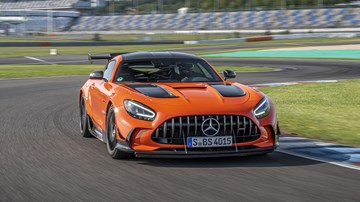 Mê mẩn trước siêu xe thể thao Mercedes-AMG GT Black Series 2021
