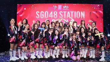 Nhóm nhạc Việt đông thành viên nhất 'chơi trội' dựng sân khấu riêng