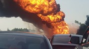 Xe bồn chở dầu bốc cháy dữ dội trên cao tốc Hà Nội - Hải Phòng