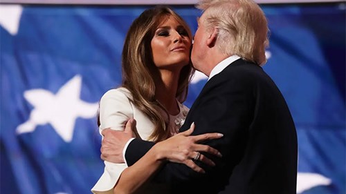 Tham gia vận động tranh cử, bà Melania thừa nhận ông Trump điển trai