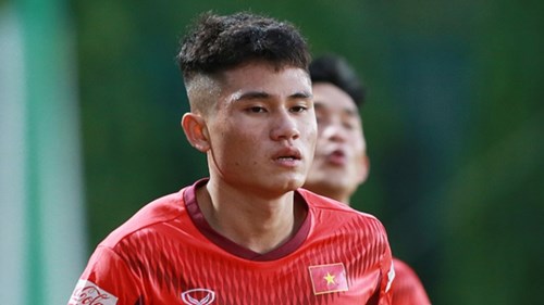 Cầu thủ 17 tuổi 'lọt mắt xanh' thầy Park sau 65 phút thi đấu