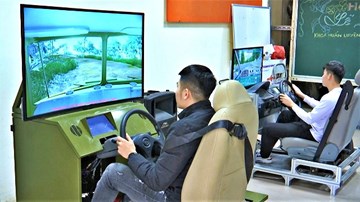 Học và thi bằng lái ô tô với cabin ảo từ đầu 2021?