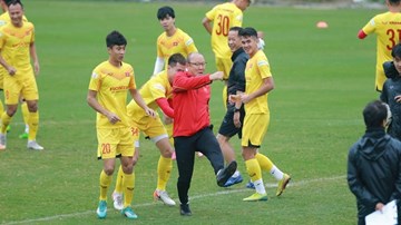 Phan Văn Đức tiết lộ chiến thuật mới của thầy Park