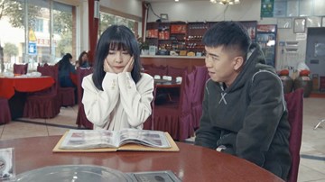 Khi bồi bàn là huấn luyện viên thể hình đẹp trai và những lời mời cám dỗ