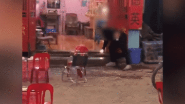 Nam thanh niên phóng hoả khiến quán nước bốc cháy dữ dội