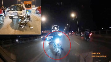 Xe máy kéo lê xe khác lao sang làn ngược chiều đâm trực diện ô tô