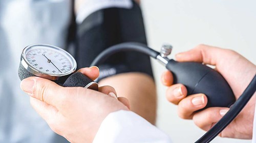 Những dấu hiệu tiềm ẩn cảnh báo bệnh tăng huyết áp không thể bỏ qua