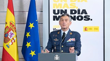 Covid-19: Tướng cấp cao Tây Ban Nha từ chức vì đi tiêm vắc-xin sớm