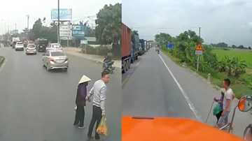 Chậm vài phút dắt cụ bà sang đường, tài xế container nhận ‘mưa tim’