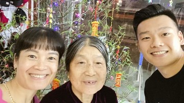 'Siêu trung vệ' Hà Nội FC tiết lộ kỷ niệm đáng nhớ nhất về Tết Nguyên Đán