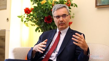 Đại sứ Pháp: Ngày Tết đi bộ ngắm Hà Nội rất tuyệt