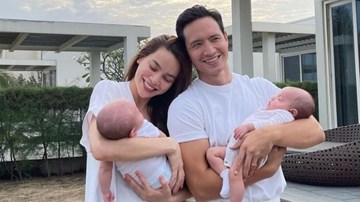 Khoảnh khắc đáng yêu ‘đốn tim’ của 2 nhóc tỳ sinh đôi nhà Hà Hồ