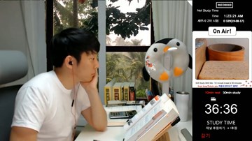 Trào lưu xem người khác học bài Gongbang gây sốt tại Hàn Quốc