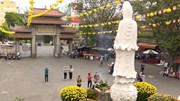 Nhiều chùa ở TP.HCM đóng cửa, khuyên phật tử ở nhà Rằm tháng Giêng