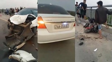 Ô tô đâm loạt xe đạp điện trên cầu, học sinh rơi xuống sông tử vong