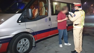 Cuộc kiểm tra nồng độ cồn, ma túy lúc 0h